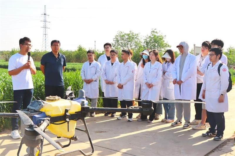 校企联动，双师同堂！这节课程“抬头率”拉满！
