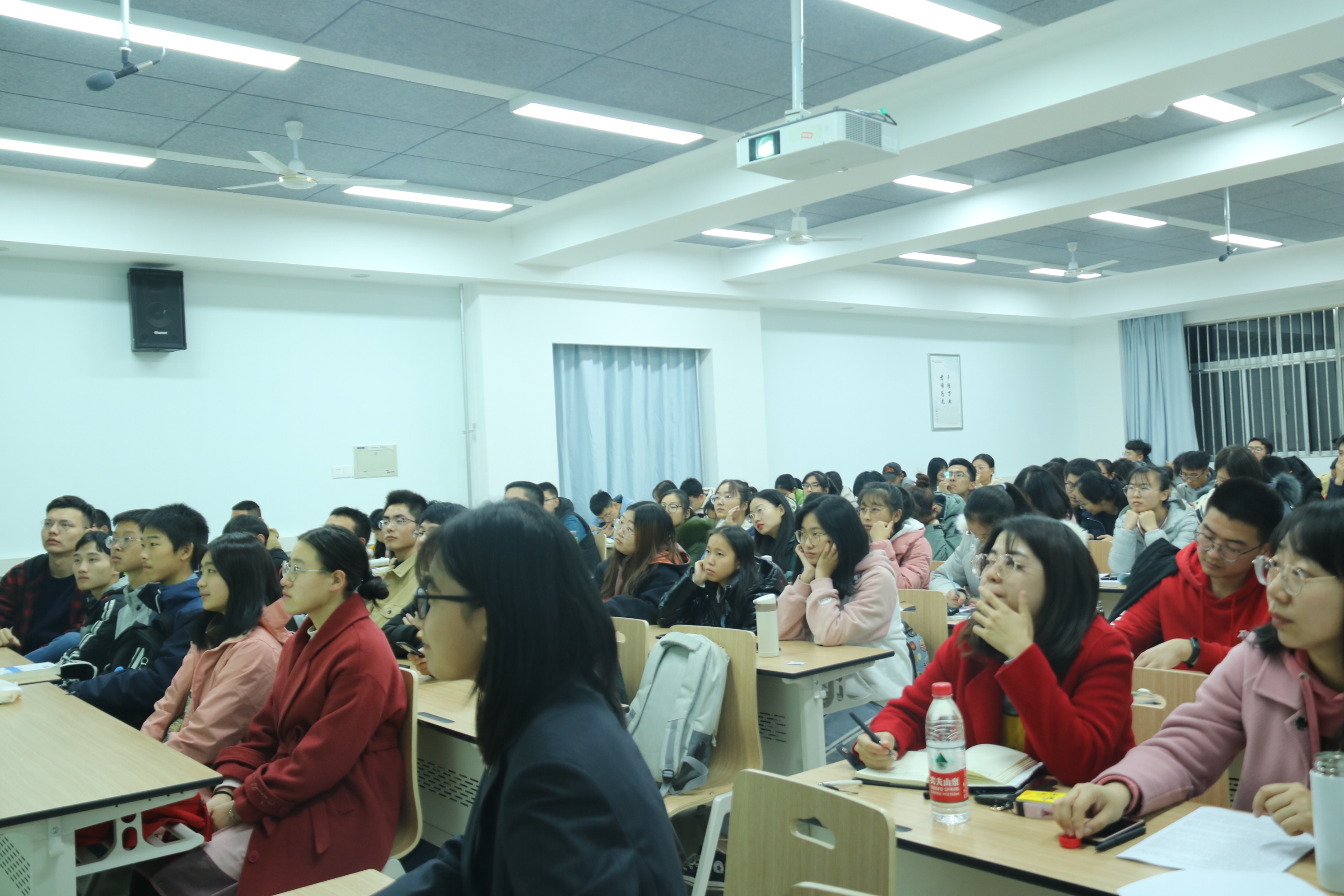 bb5277e5c6e7408d8800cad48b7a36fd.jpg bb5277e5c6e7408d8800cad48b7a36fd.jpg