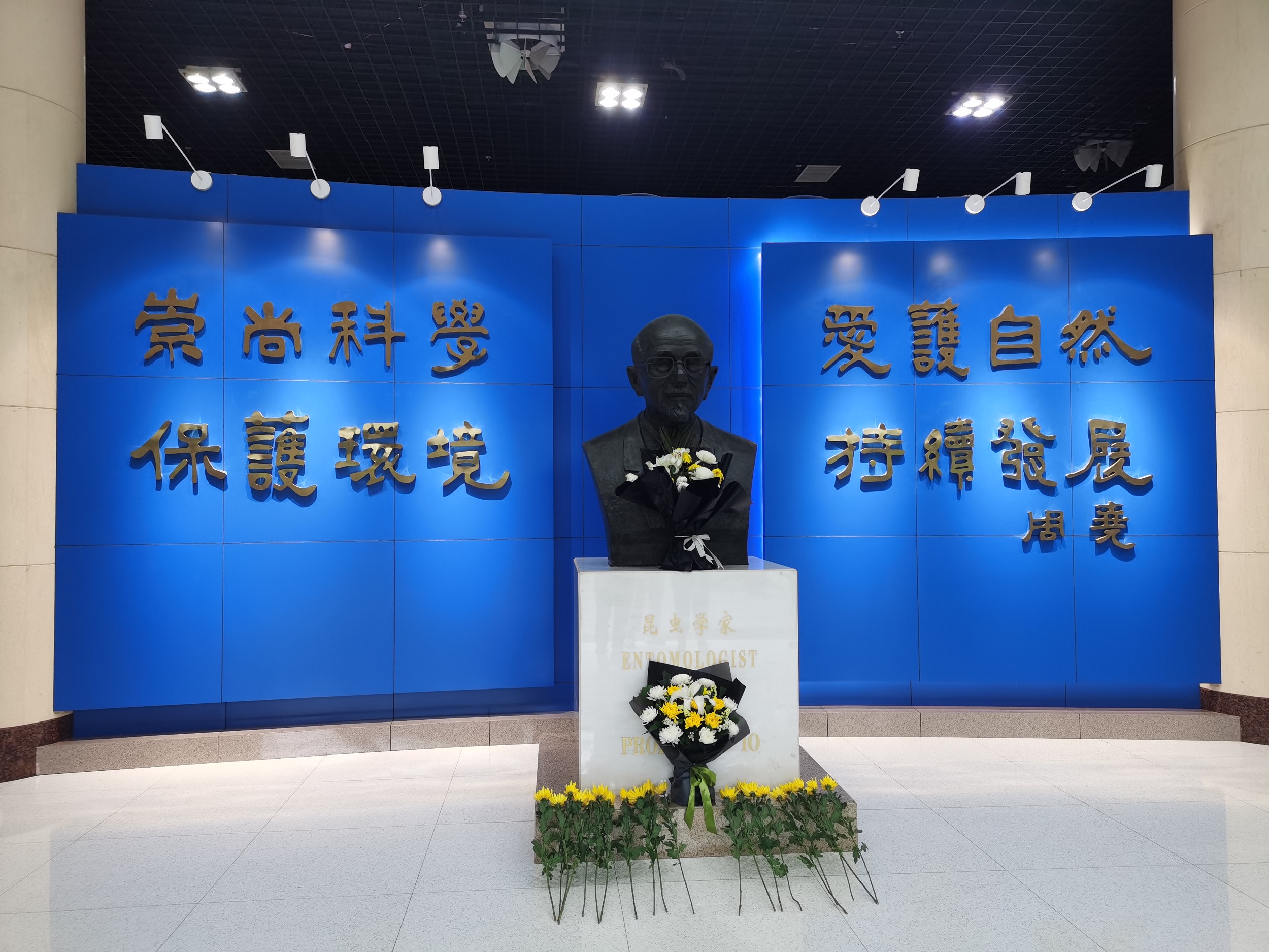 2b2178c2011f4fcfa900eebdf889a9c1.jpg 2b2178c2011f4fcfa900eebdf889a9c1.jpg