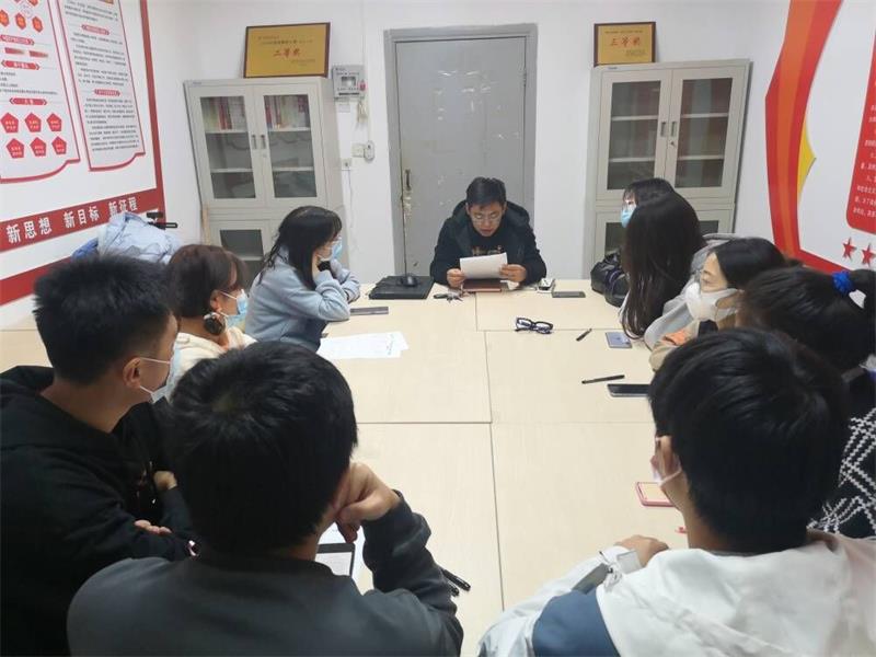 9d3e23d17a1a4fd49e271f1af19c6f1b.jpg 学习科学家精神800 弘扬东南窑文化1.jpg