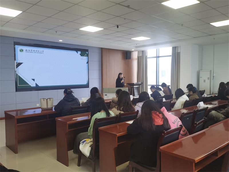 997412636ea24f0a81aa3dc957f3d638.jpg 举办权益知识 竞赛 活动.jpg